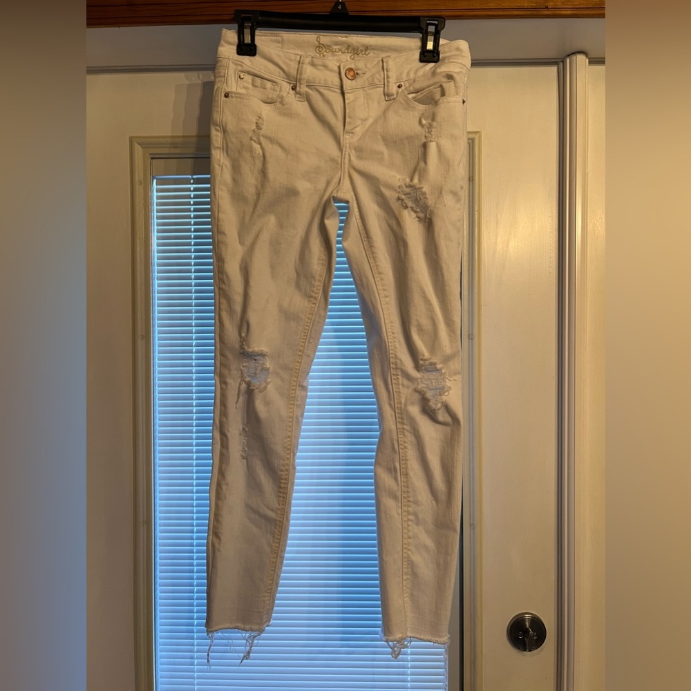 Trendy white jeans